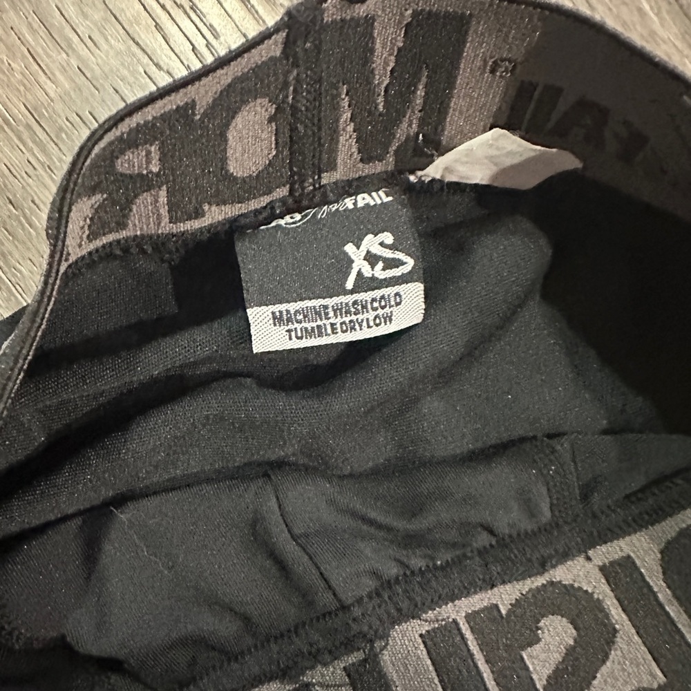 Performance Leggings XS Black White Geometric Activewear - Picture 5 of 5